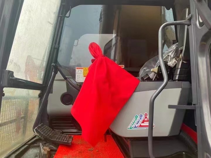 PC220 Excavadora Komatsu usada 23 toneladas 1 metro cúbico para cualquier proyecto de construcción