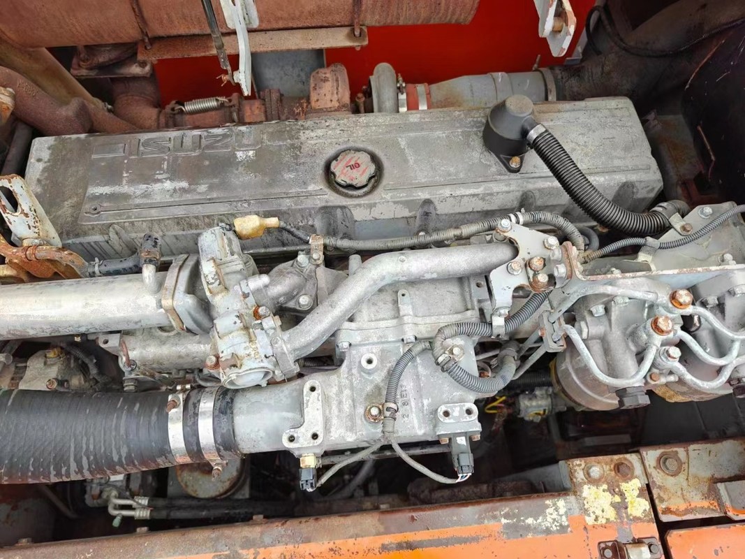 Excavadora Hitachi 470 LC-3 de alto rendimiento: su próximo socio de trabajo pesado!