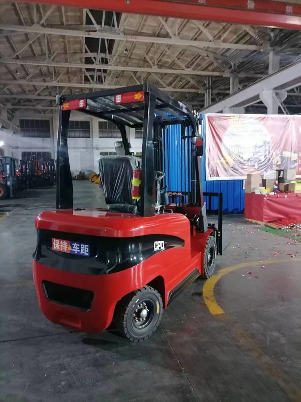 Mini carretillas elevadoras diésel y mini carretillas elevadoras eléctricas