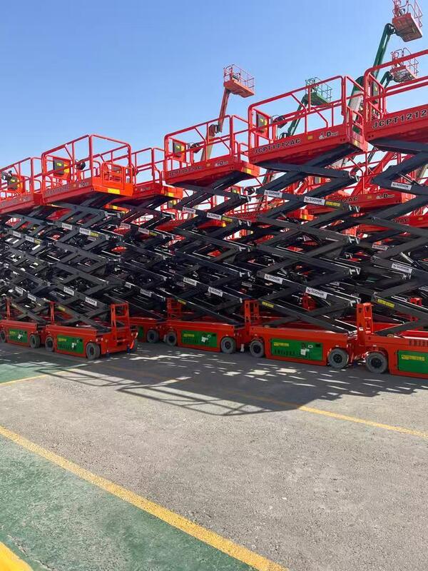 Plataforma de trabajo plegable para trabajos en altura, utilizada para construcción en interiores y trabajos en fachadas