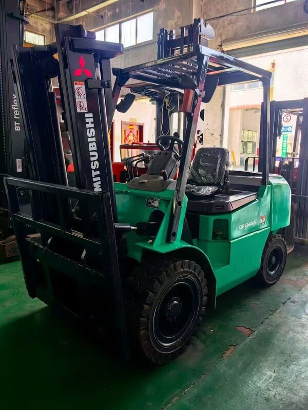 Mitsubishi FD25 FD30 3ton Used Forklift Secondhandl Forklift low price Good Working Condition 2 Mast 3 Stages