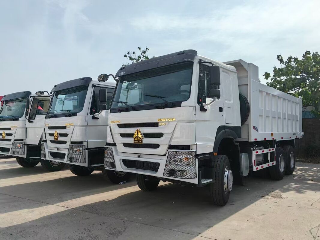 Camión pesado Sinotruk Howo 6X4 usado 371, cabeza tractora CNG LNG con caja de cambios rápida, combustible diésel, dirección izquierda, tanque de carga, China