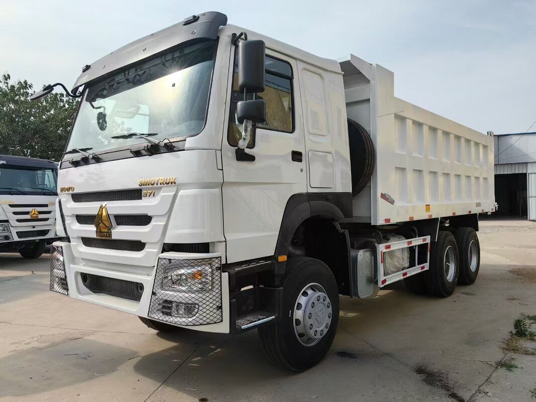Camión pesado Sinotruk Howo 6X4 usado 371, cabeza tractora CNG LNG con caja de cambios rápida, combustible diésel, dirección izquierda, tanque de carga, China