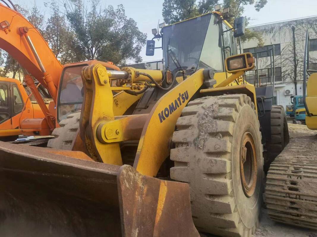 Used Japan KOMATSU Loader WA470-6 Big Loader Good Condition 7000kg Wa470 komatsu Wheel Loader WA470-6 