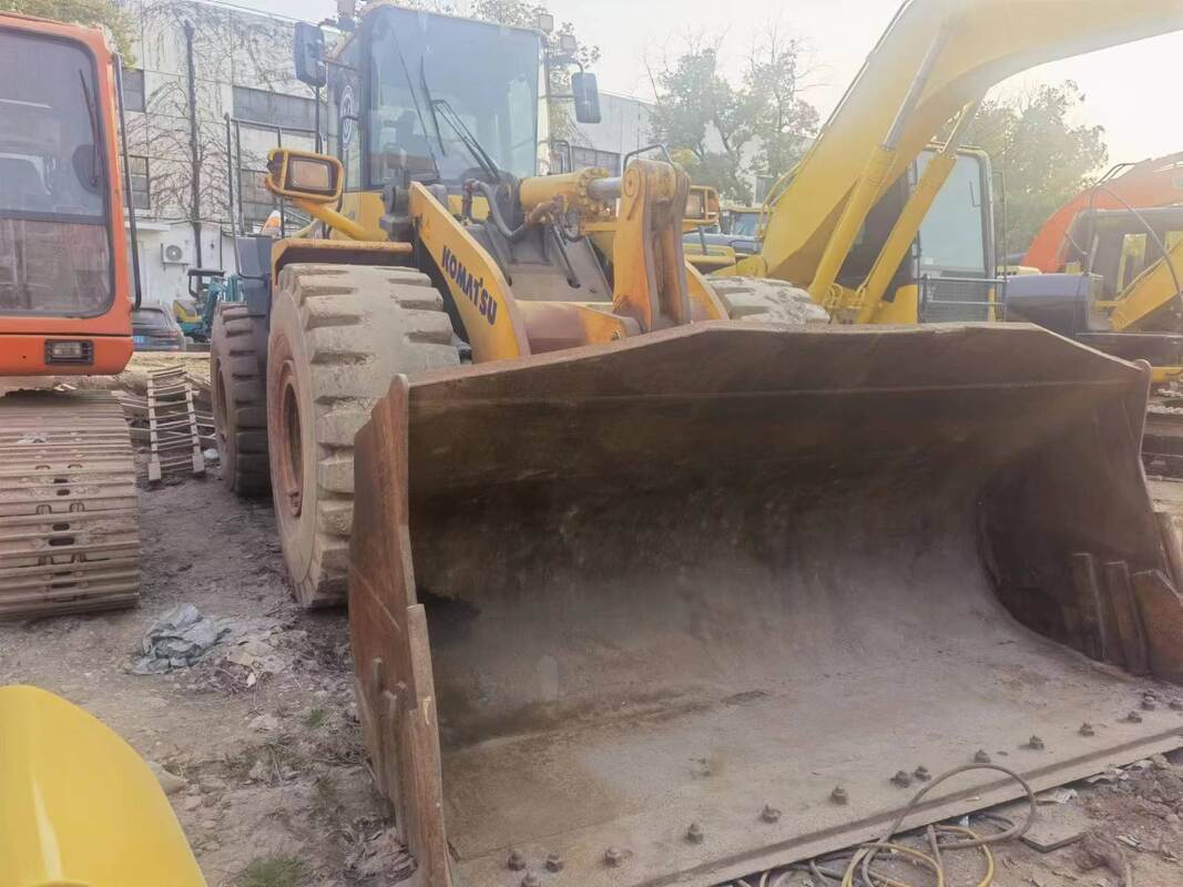 Used Japan KOMATSU Loader WA470-6 Big Loader Good Condition 7000kg Wa470 komatsu Wheel Loader WA470-6 