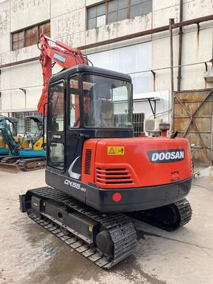 Excavadora de segunda mano Doosan DX55 5,55 toneladas