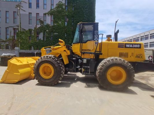 Venta de cargador japonés Komatsu WA380-3 de segunda mano de alta calidad a bajo precio.